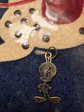 14k gold Tweety Pie Pendant